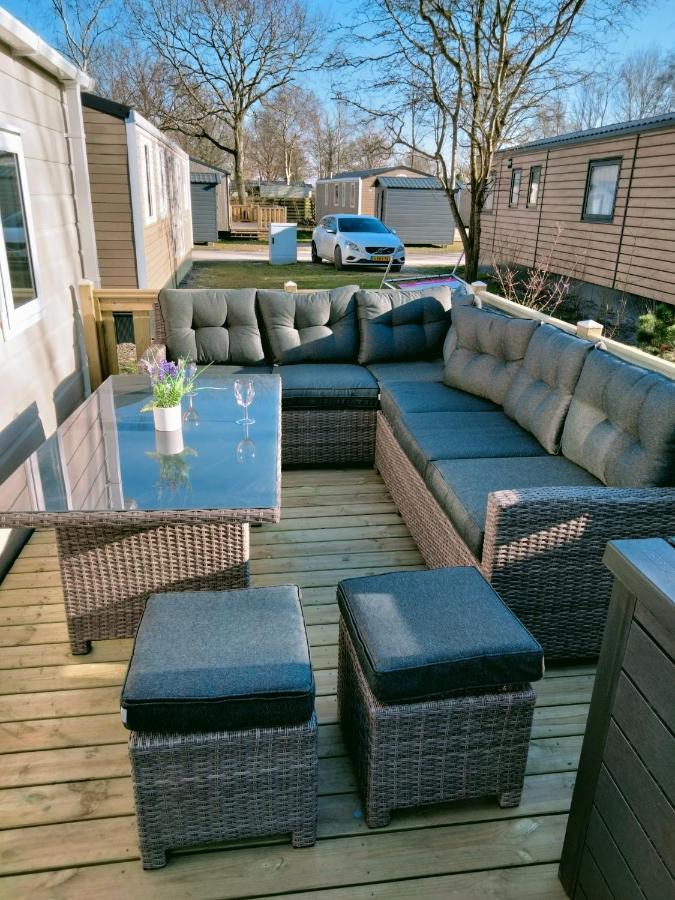 Bj Chalets - Robbengat 85 - Gezellige Chalet Op Vakantiepark Lauwersoog! Vroege Incheck! Met Airco! Екстер'єр фото