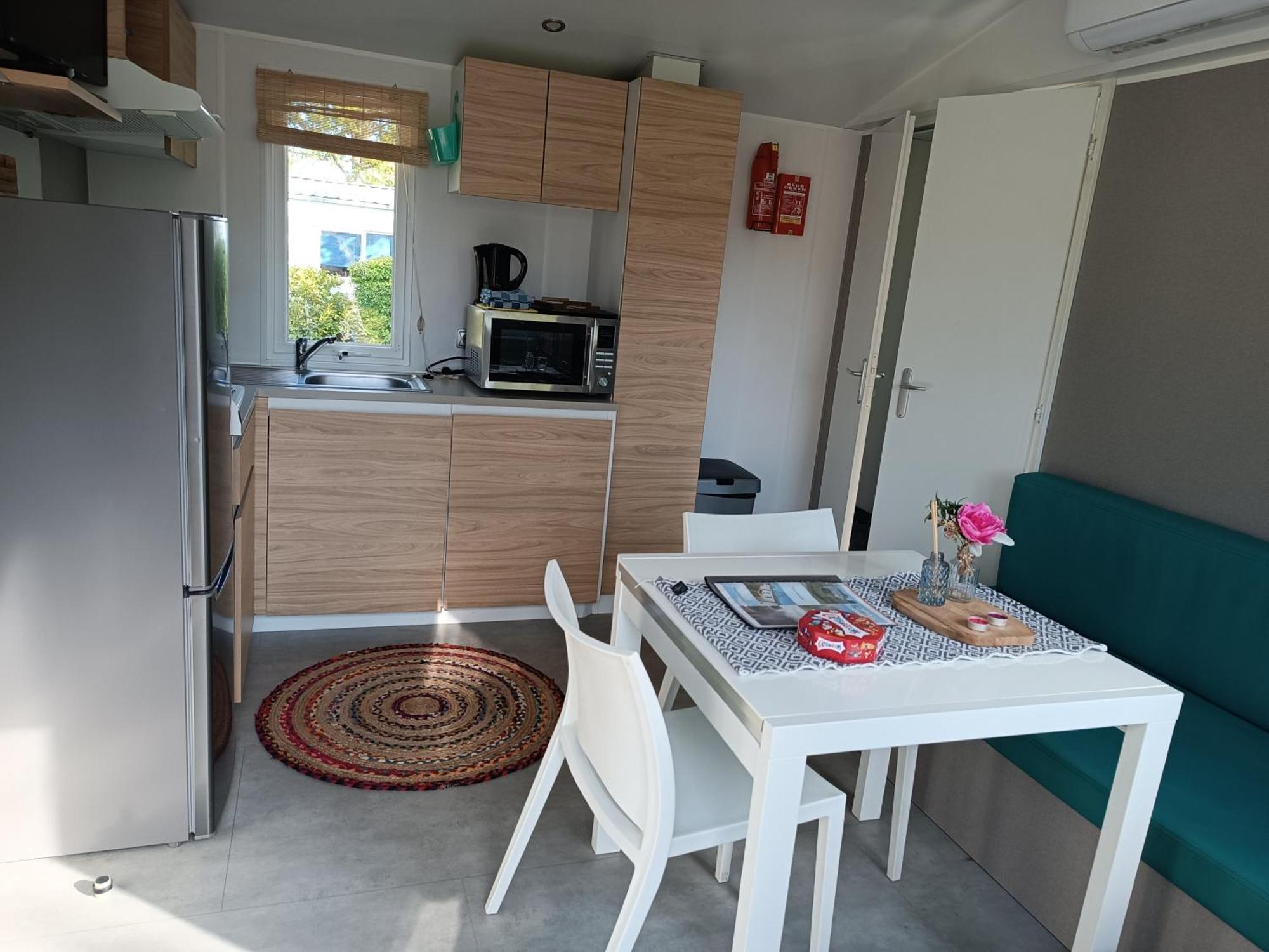 Bj Chalets - Robbengat 85 - Gezellige Chalet Op Vakantiepark Lauwersoog! Vroege Incheck! Met Airco! Екстер'єр фото